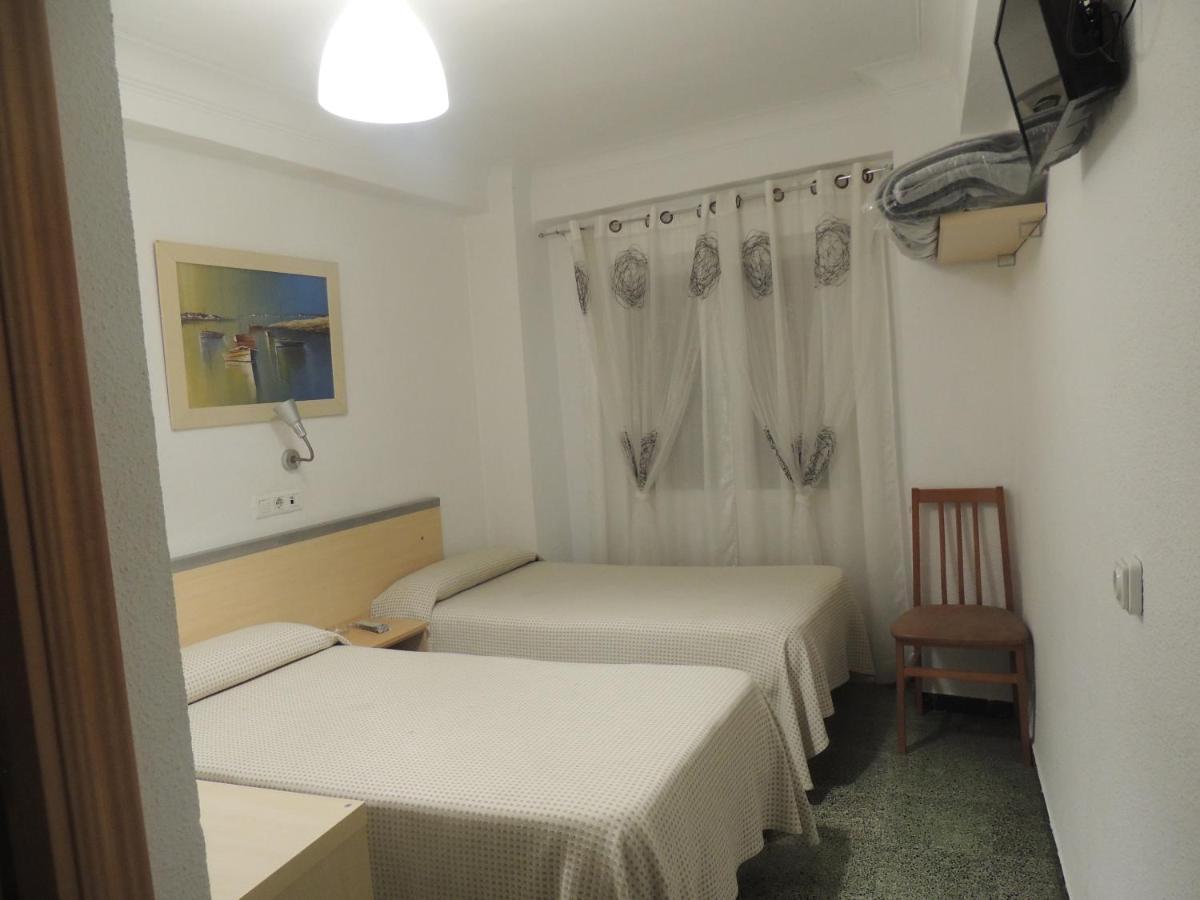Hostal Cumbre Saragossa Zewnętrze zdjęcie