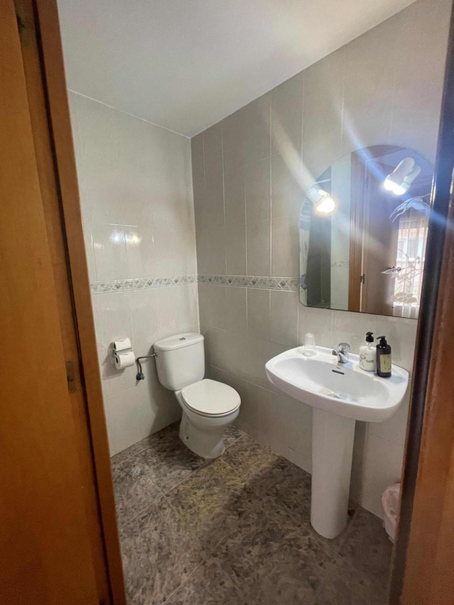 Hostal Cumbre Saragossa Zewnętrze zdjęcie
