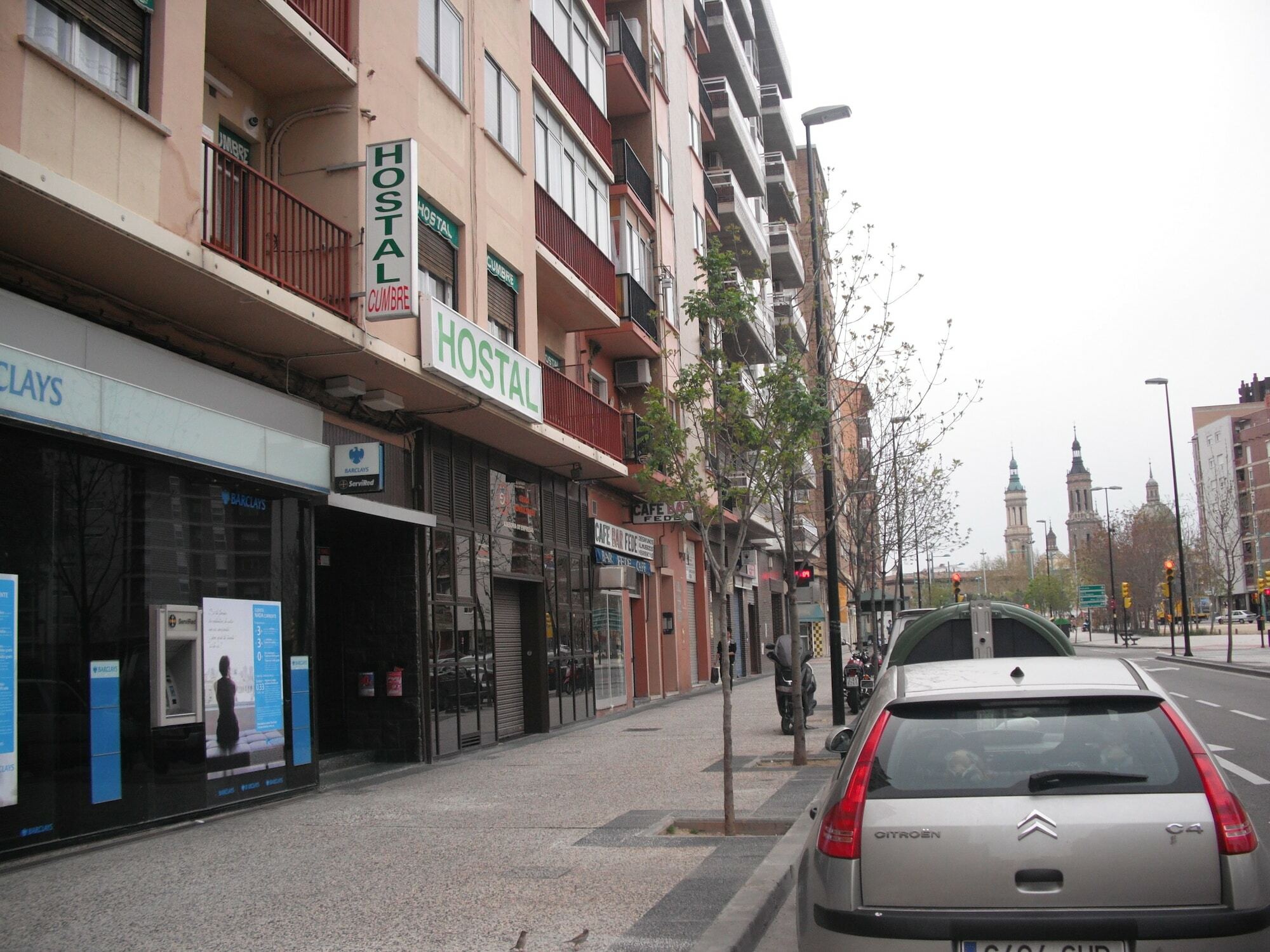 Hostal Cumbre Saragossa Zewnętrze zdjęcie
